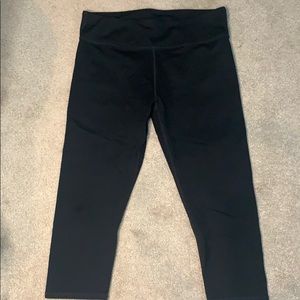 Fabletics Black Legging Capris
